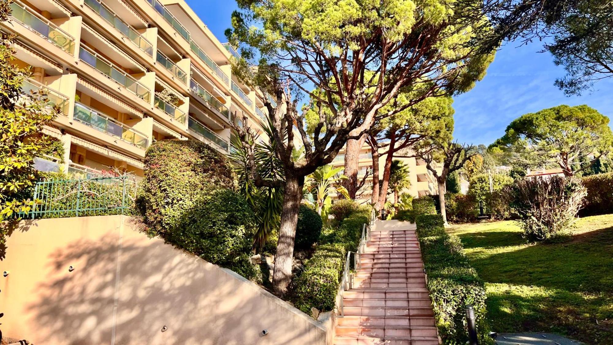 L'Azur - Apt De Standing - Piscine - Parking Le Cannet Buitenkant foto