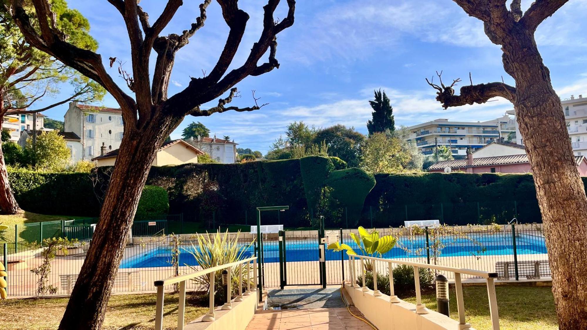 L'Azur - Apt De Standing - Piscine - Parking Le Cannet Buitenkant foto
